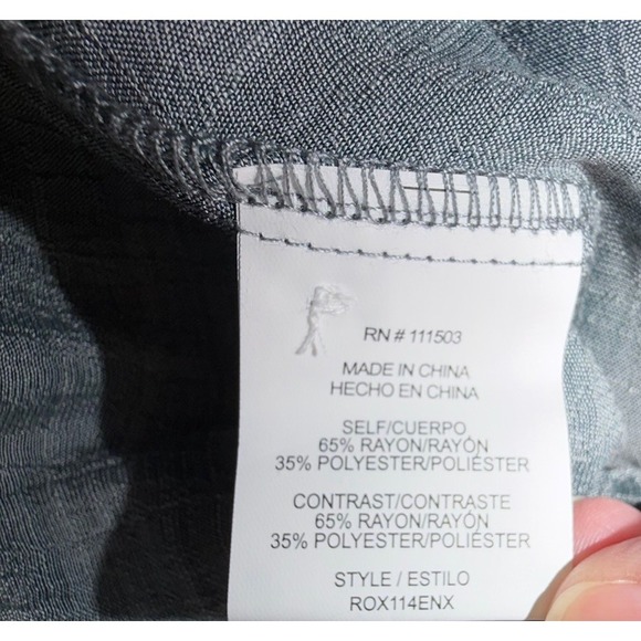 Fig & Flower for Anthropologie Size 1X Floral Embroidered Top Roll-Tab Sleeve - Picture 6 of 7